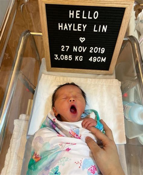 HayleyLin .